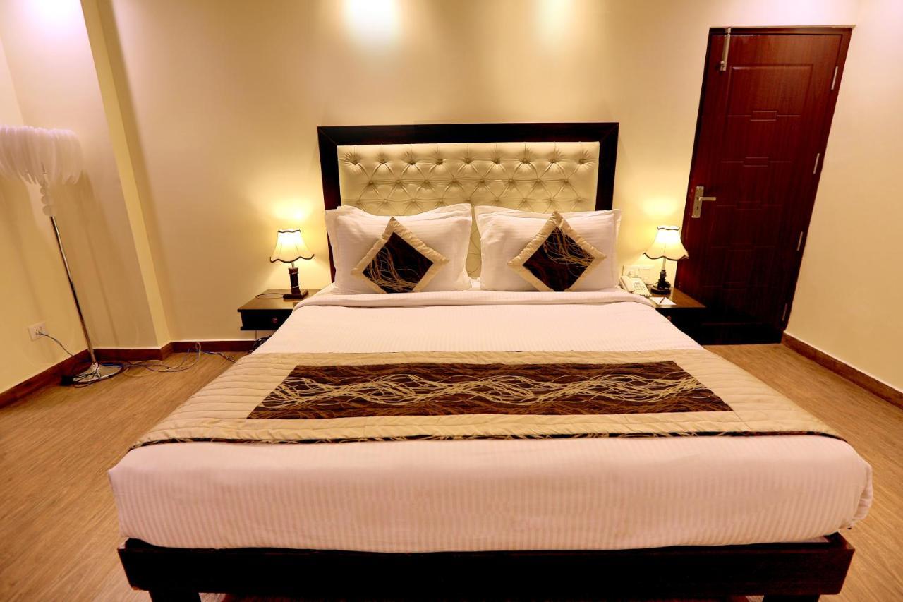 The Fern Residency Haridwar Hotell Exteriör bild