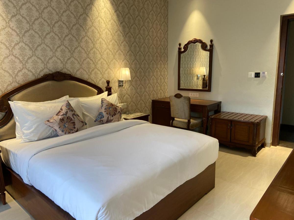 The Fern Residency Haridwar Hotell Exteriör bild