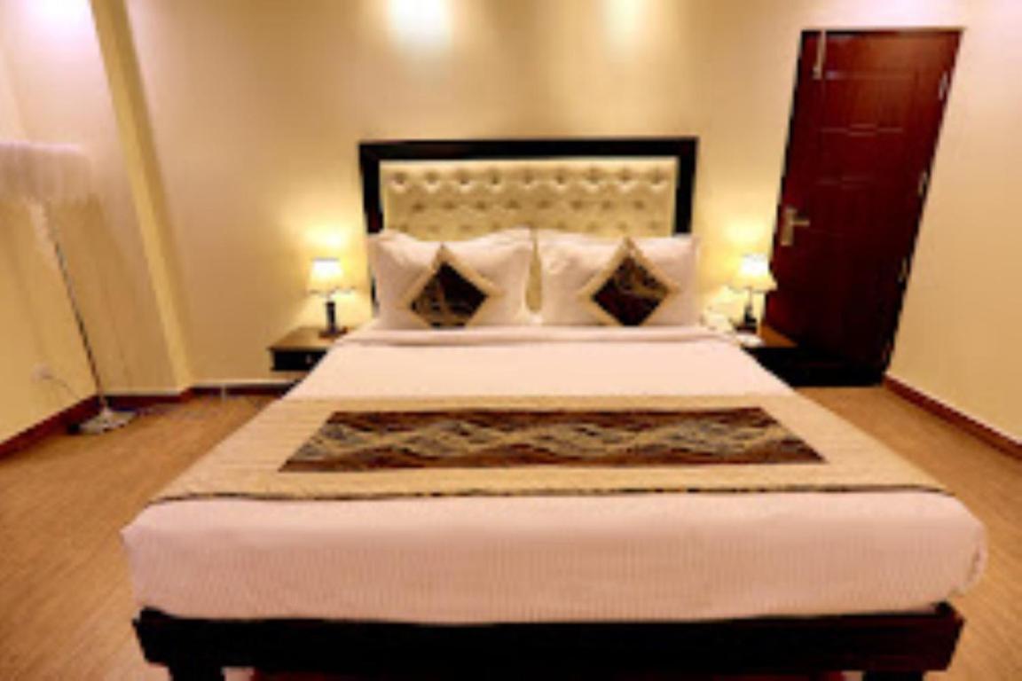 The Fern Residency Haridwar Hotell Exteriör bild